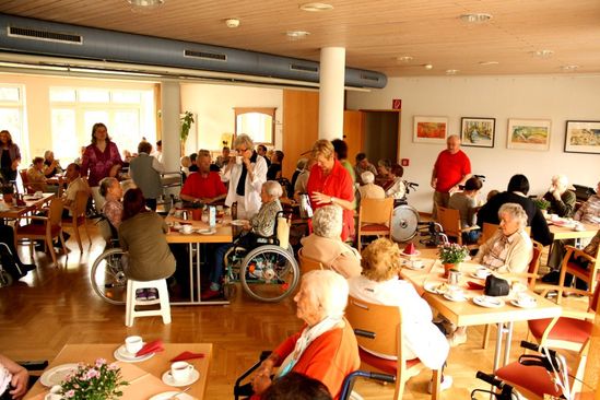 Kein Platz blieb mehr frei beim SPD-Seniorennachmittag im Altenpflegeheim