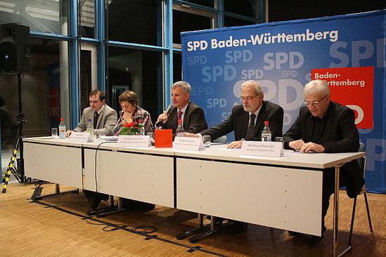 von links: Timo Steinhilper, Doro Moritz, MdL Thomas Knapp, MdL Norbert Zeller